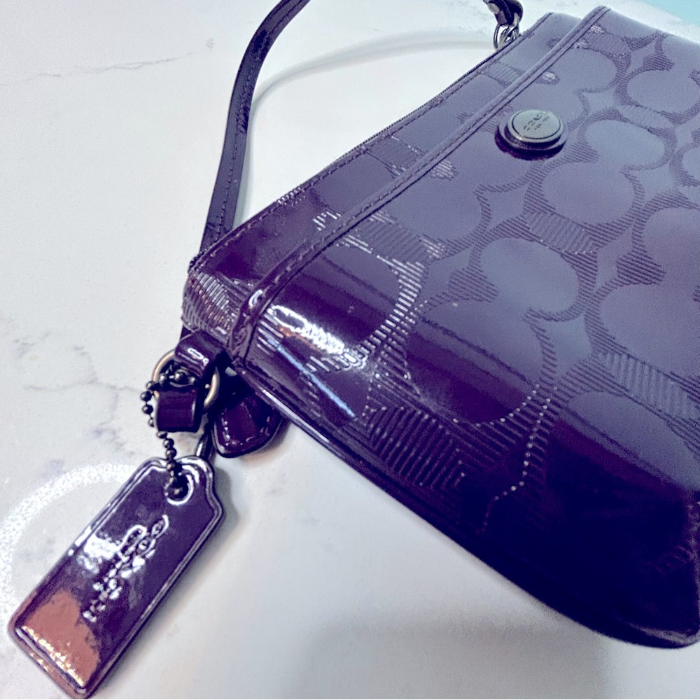 COACH Clutch- Purple